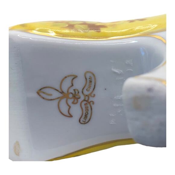 Vintage Inspired Ceramic Yellow Flowers Delicate White Ruffles Boot Limoges - Picture 9 of 11